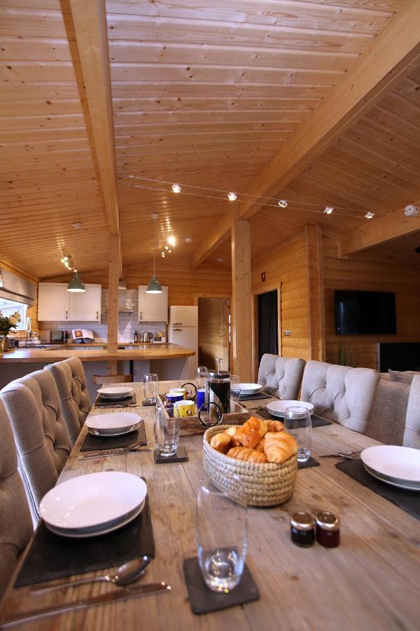 Cambridgeshire Lakes - Luxury Lodges In A Stunning Lake Location Gamlingay Ngoại thất bức ảnh