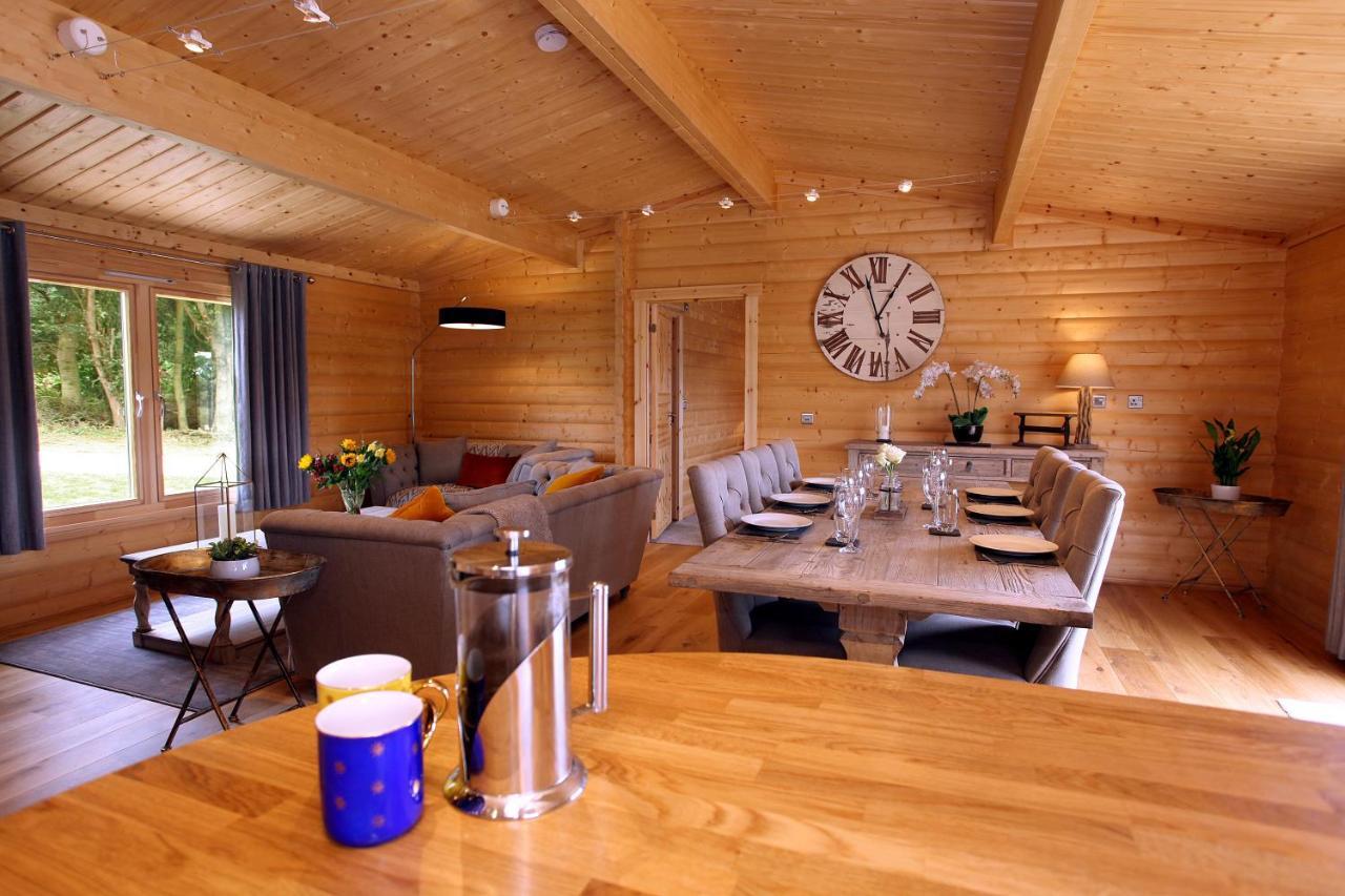 Cambridgeshire Lakes - Luxury Lodges In A Stunning Lake Location Gamlingay Ngoại thất bức ảnh